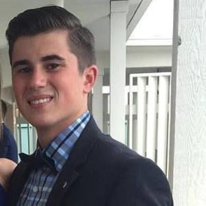 Meet your Posher, Kyle